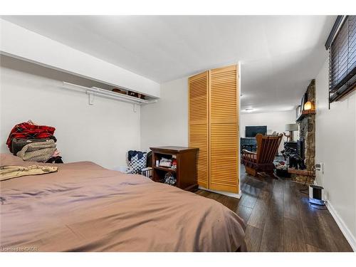 331 East 42Nd Street, Hamilton, ON - Indoor Photo Showing Bedroom