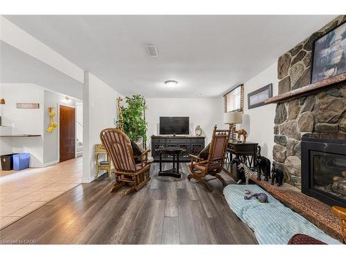331 East 42Nd Street, Hamilton, ON - Indoor Photo Showing Living Room With Fireplace