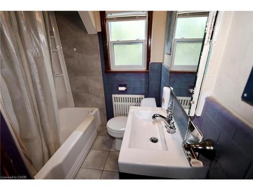 429 Erb Street W, Waterloo, ON 