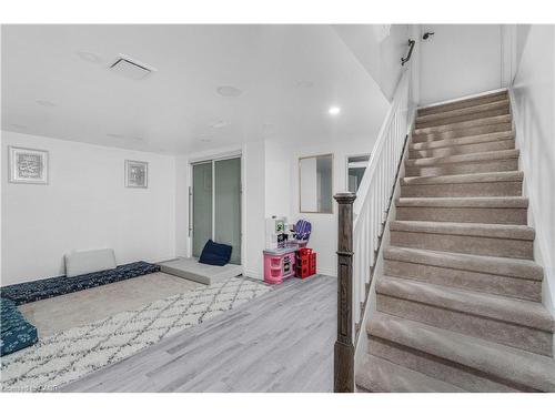 539 Parkview Crescent, Cambridge, ON - Indoor Photo Showing Other Room
