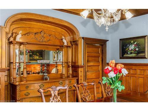 351 Bay Street S, Hamilton, ON - Indoor Photo Showing Other Room