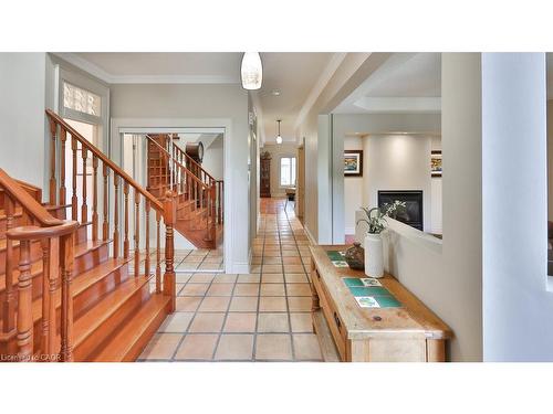 5570 Mcfarren Boulevard, Mississauga, ON - Indoor Photo Showing Other Room