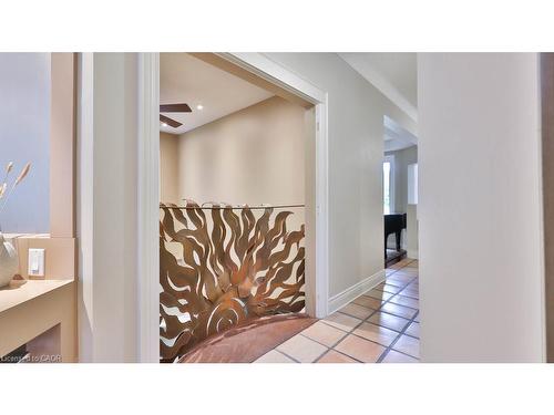 5570 Mcfarren Boulevard, Mississauga, ON - Indoor Photo Showing Other Room