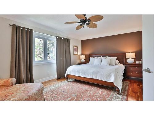 5570 Mcfarren Boulevard, Mississauga, ON - Indoor Photo Showing Bedroom