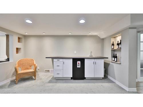 5570 Mcfarren Boulevard, Mississauga, ON - Indoor Photo Showing Other Room