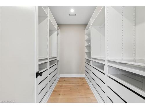 4006 Flemish Drive, Burlington, ON - Indoor