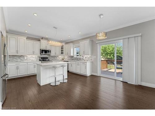 190 Spring Street, Lakeshore, ON - Indoor Photo Showing Kitchen With Upgraded Kitchen