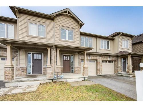 71 Heron Street S Welland, ON L3C 0E6