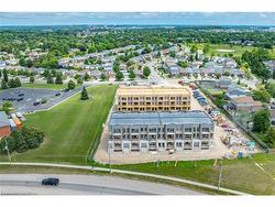 C062-525 Erinbrook Drive  Kitchener, ON N2E 3M8