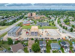 B033-525 Erinbrook Drive  Kitchener, ON N2E 3T1