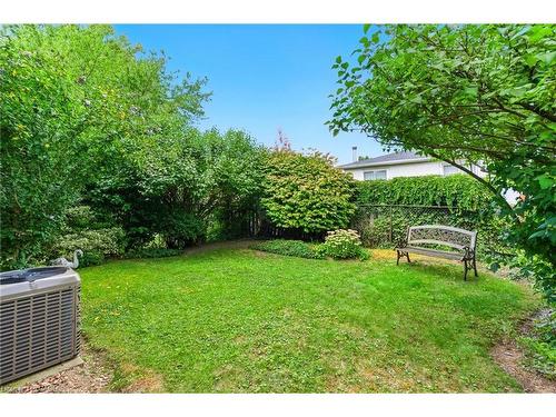 39 Megna Court, Hamilton, ON - Outdoor