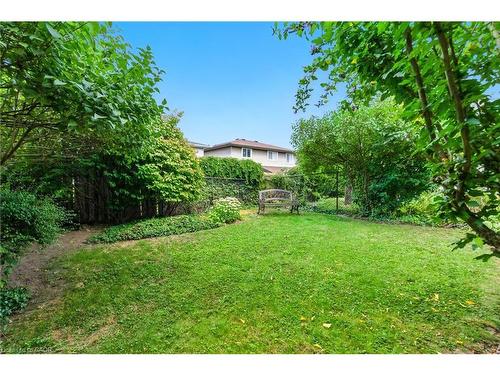 39 Megna Court, Hamilton, ON - Outdoor