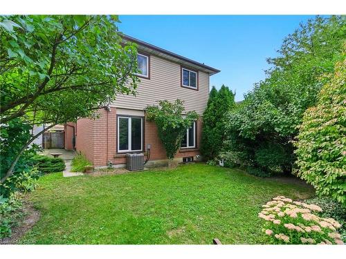 39 Megna Court, Hamilton, ON - Outdoor