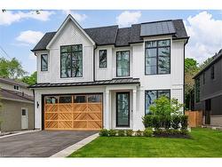 331 Macdonald Road  Oakville, ON L6J 2A8