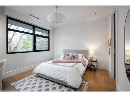 1471 Rogerswood Court, Mississauga, ON - Indoor Photo Showing Bedroom