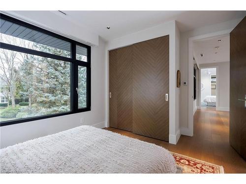 1471 Rogerswood Court, Mississauga, ON - Indoor Photo Showing Bedroom