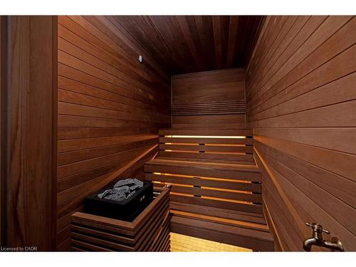 1471 Rogerswood Court, Mississauga, ON - Indoor Photo Showing Other Room