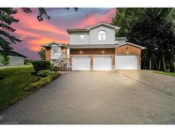 170 Elmslie Place  Elora, ON N0B 1S0