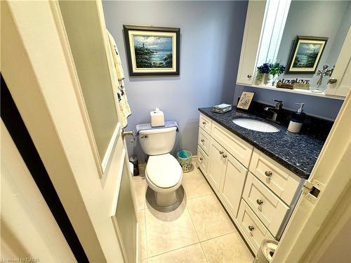 1708-5250 Lakeshore Road, Burlington, ON - Indoor Photo Showing Bathroom