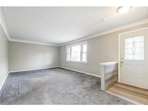 5446 Calvert Place, Burlington, ON - Indoor Photo Showing Other Room