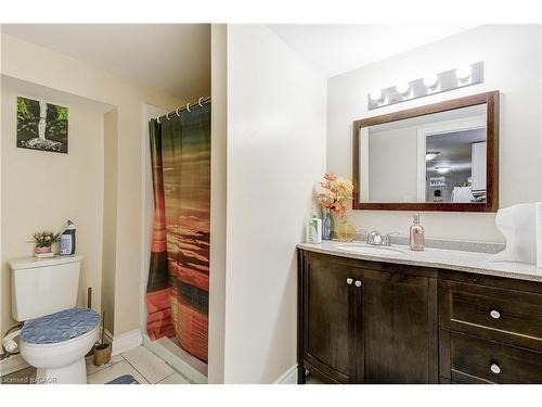5446 Calvert Place, Burlington, ON - Indoor Photo Showing Bathroom