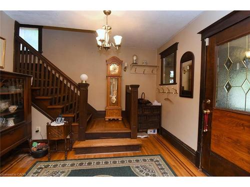 12 Leinster Avenue S, Hamilton, ON - Indoor Photo Showing Other Room