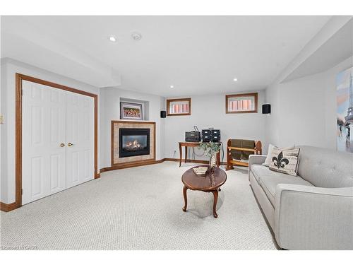 22 Wendakee Drive, Hamilton, ON - Indoor