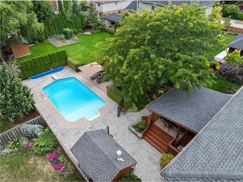 22 Wendakee Drive, Hamilton, ON - Outdoor With In Ground Pool With Backyard
