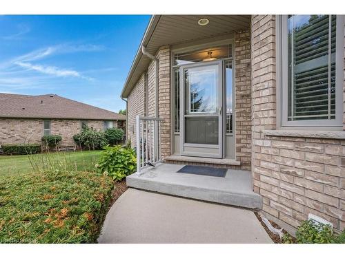 99-20 Isherwood Avenue, Cambridge, ON - Outdoor