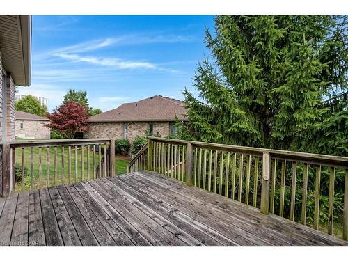 99-20 Isherwood Avenue, Cambridge, ON - Outdoor With Deck Patio Veranda