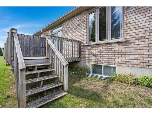 99-20 Isherwood Avenue, Cambridge, ON - Outdoor With Exterior