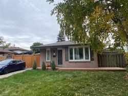 24 Queenslea Drive  Hamilton, ON L8W 1G1