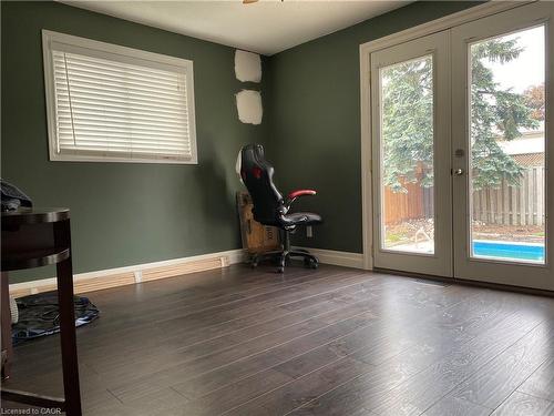 24 Queenslea Drive, Hamilton, ON - Indoor