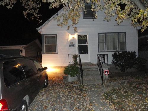 21 West Street, Dundas, ON - Outdoor