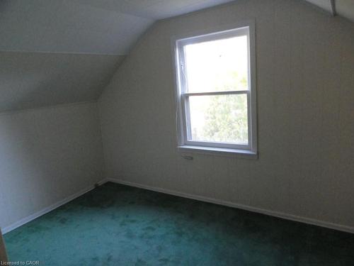 21 West Street, Dundas, ON - Indoor Photo Showing Other Room