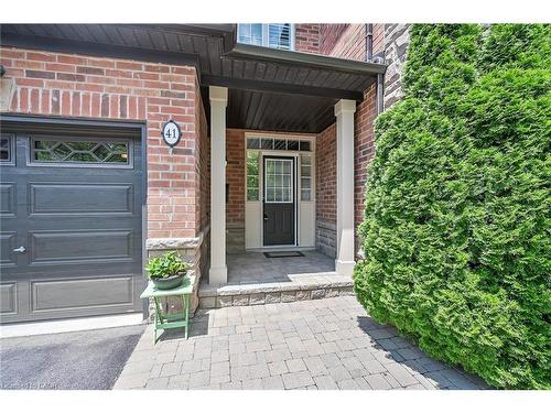 41-300 Ravineview Way, Oakville, ON - Outdoor