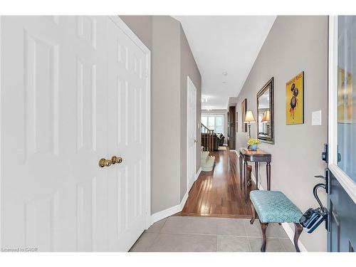 41-300 Ravineview Way, Oakville, ON - Indoor Photo Showing Other Room