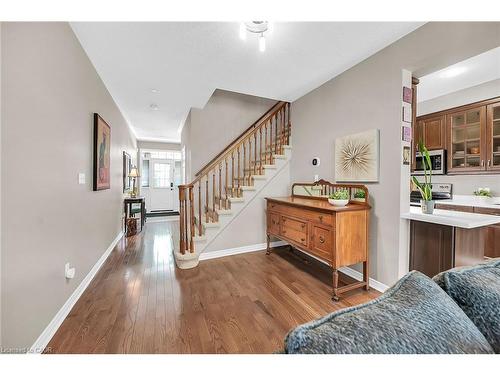 41-300 Ravineview Way, Oakville, ON - Indoor Photo Showing Other Room