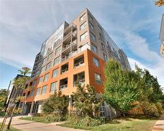 506-321 Spruce Street  Waterloo, ON N2L 0G4
