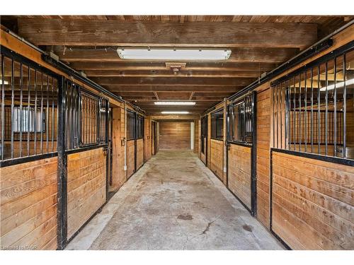 1532 Concession Rd 6 W, Flamborough, ON - Indoor Photo Showing Basement