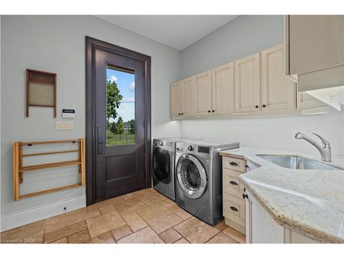 1532 Concession Rd 6 W, Flamborough, ON - Indoor Photo Showing Laundry Room