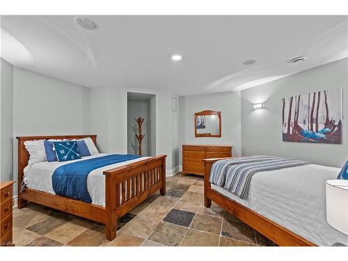 1532 Concession Rd 6 W, Flamborough, ON - Indoor Photo Showing Bedroom