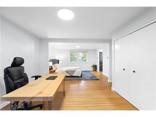 296 Edgehill Drive, Kitchener, ON - Indoor