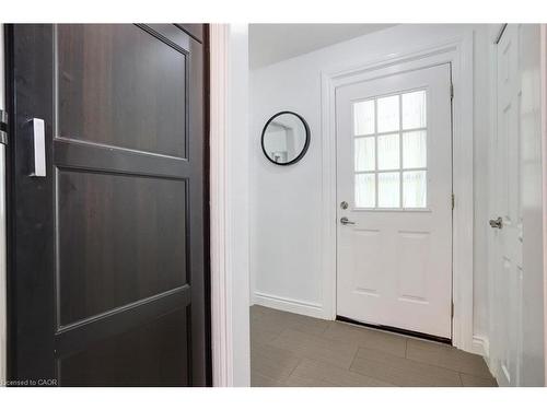 2363 Parkway Drive, Burlington, ON - Indoor Photo Showing Other Room