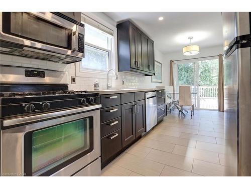 2363 Parkway Drive, Burlington, ON - Indoor Photo Showing Kitchen With Stainless Steel Kitchen With Upgraded Kitchen