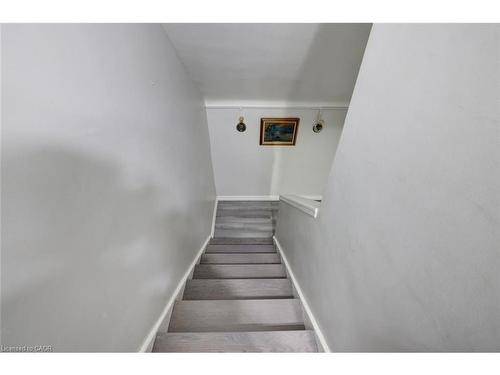 2363 Parkway Drive, Burlington, ON - Indoor Photo Showing Other Room