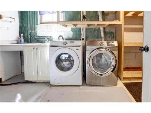 2363 Parkway Drive, Burlington, ON - Indoor Photo Showing Laundry Room