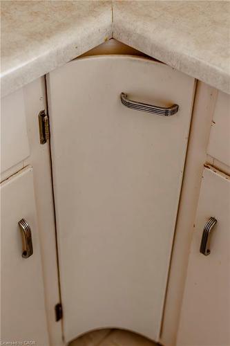 27 Barons Avenue N, Hamilton, ON - Indoor