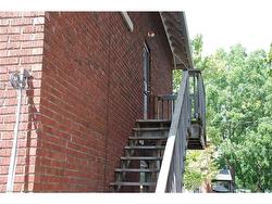 upper-265 Park Avenue  Brantford, ON N3S 5K6