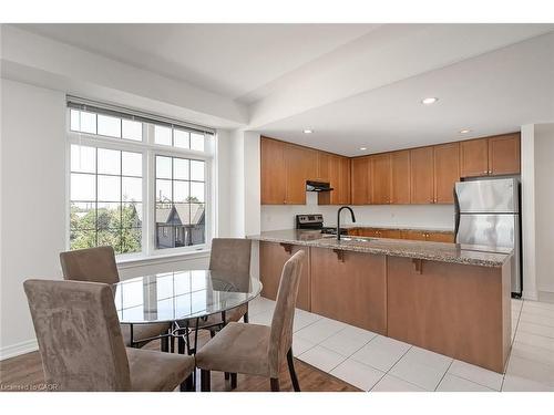 503-396 Plains Road E, Burlington, ON - Indoor